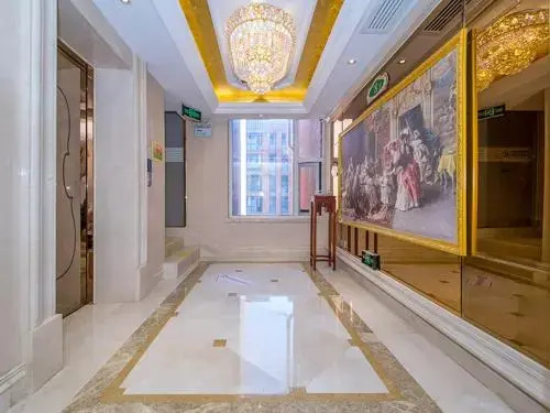 Vienna Hotel (Wuhan Tianhe Airport Penglongcheng Ju Long Avenue Branch)