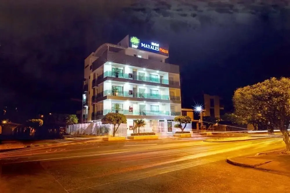 Hotel Metropolitano Plaza