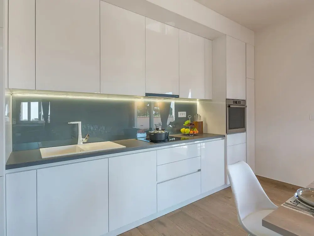 Stylish Villa With Pool and Fenced Garden,ideal for Relaxing Family Holidays