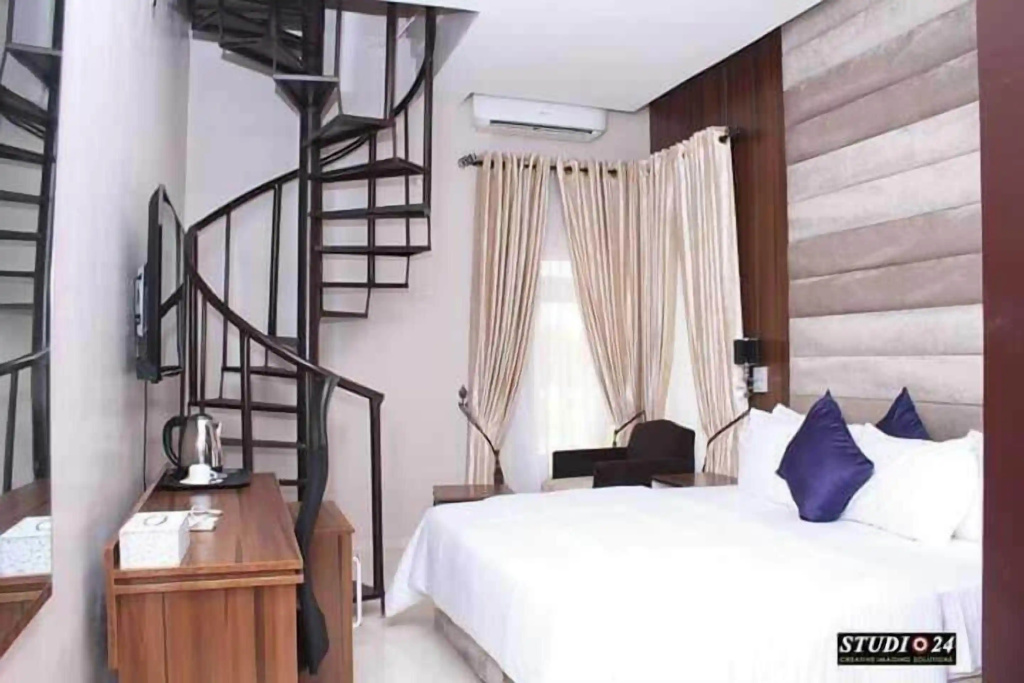 Mg Way Hotel