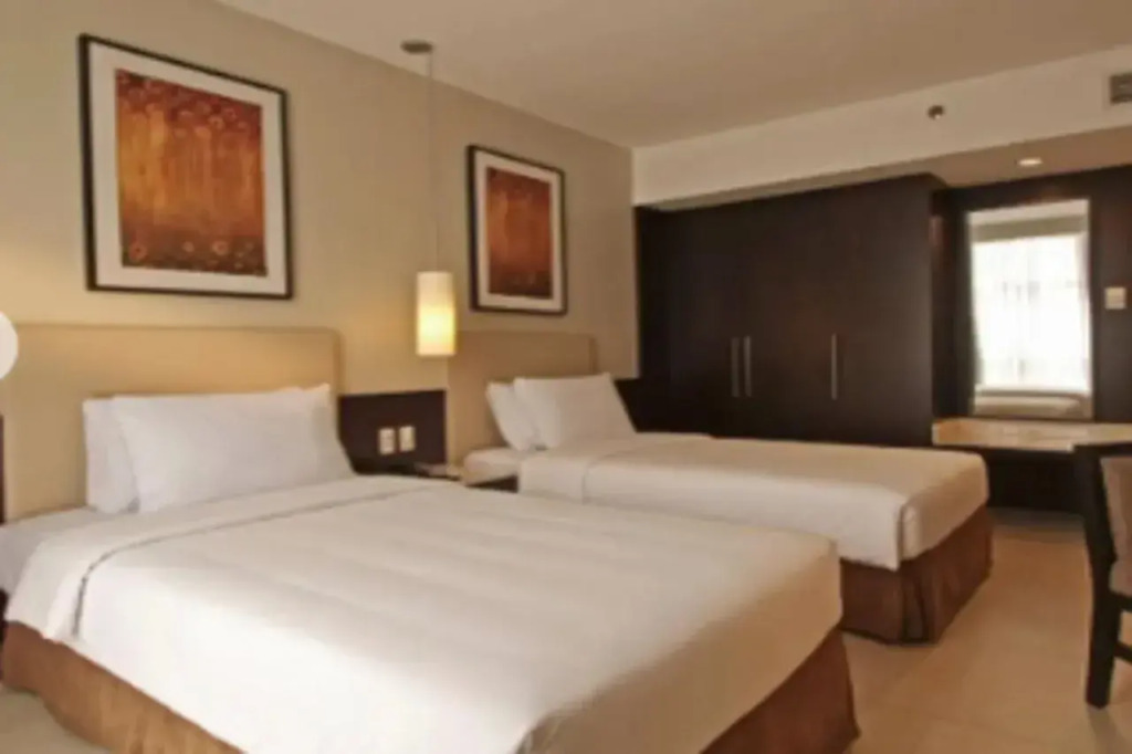 The B Hotel Alabang