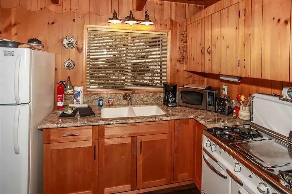 Owl Cabin