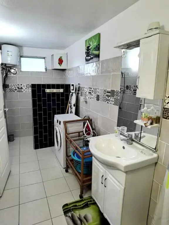 Appartement de 2 chambres avec jardin clos et wifi a Le Lamentin a 7 km de la plage