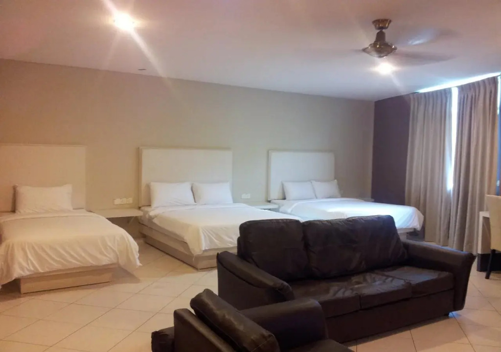 SR Inn