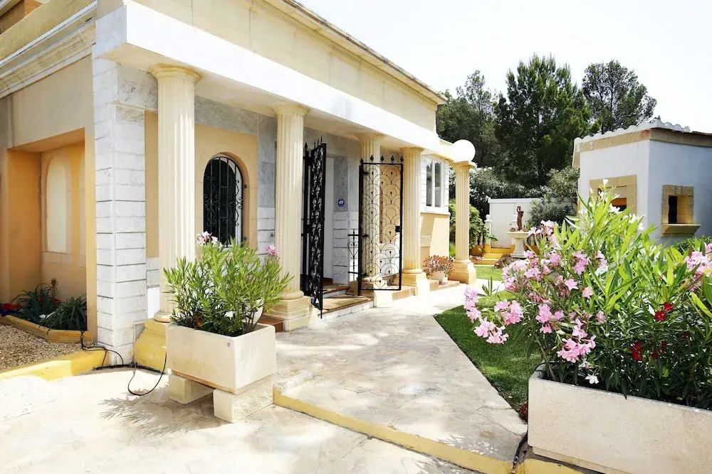 023 Villa Margarita