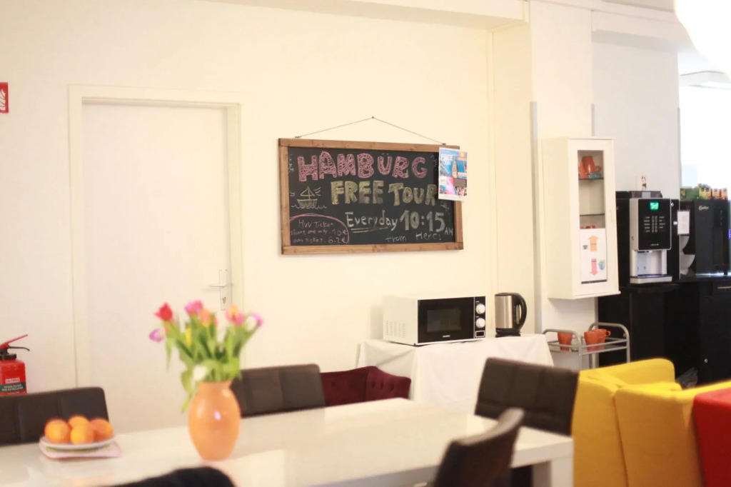 MAC City Hostel