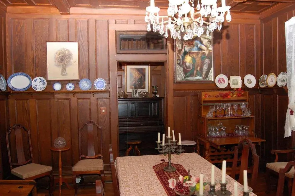 Mountain Laurel Inn
