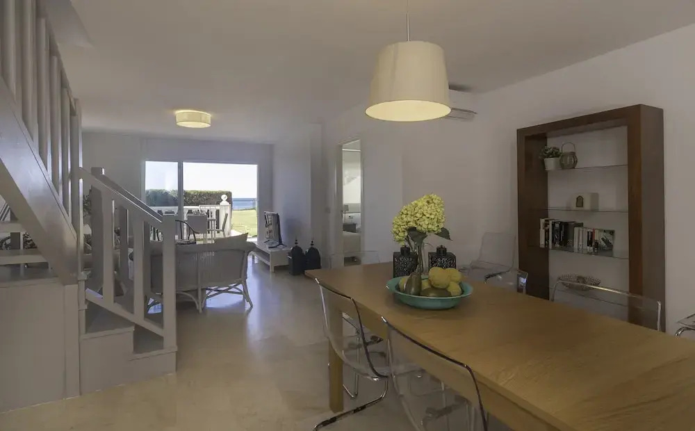 Frontline Duplex With Paradisiacal Views
