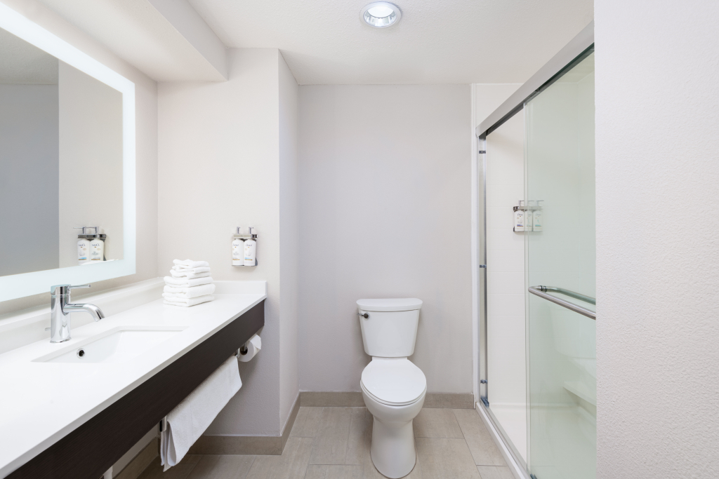 Holiday Inn Express & Suites Spring Hill by IHG