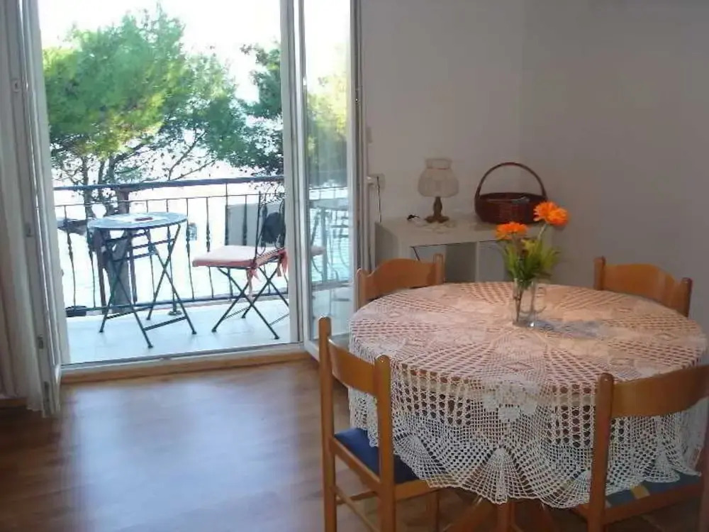 Apartments Lenni