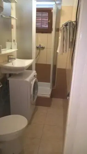 Apartment Mira