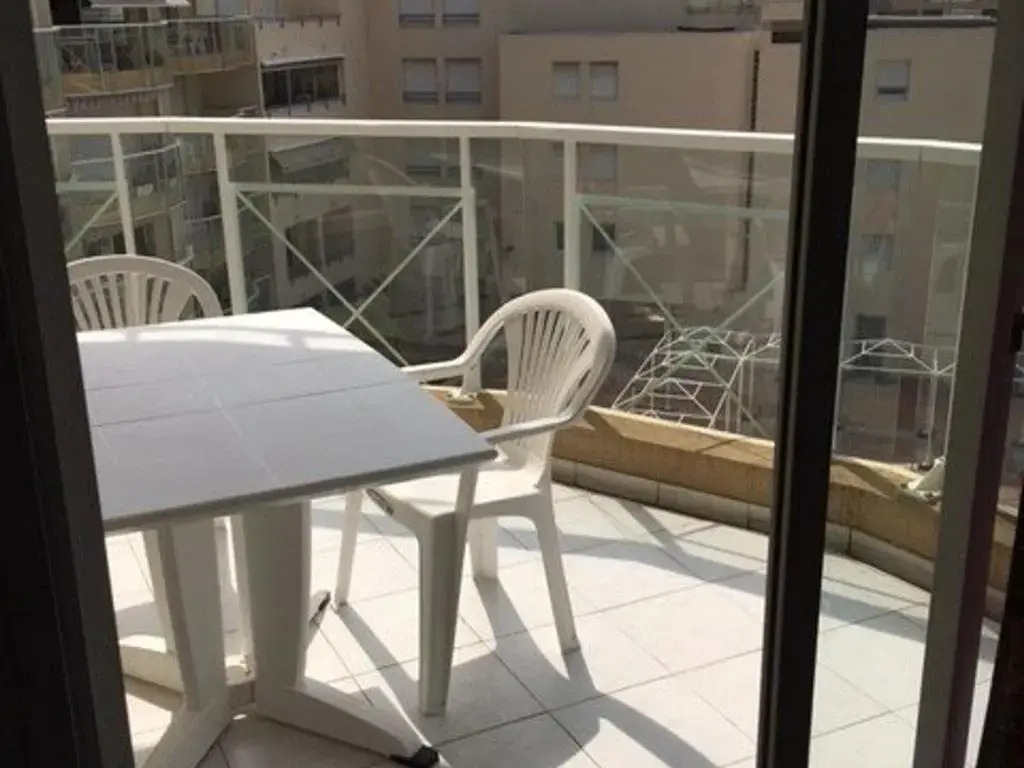 Appartement Cavalaire-sur-Mer, 2 pièces, 4 personnes - FR-1-100-233