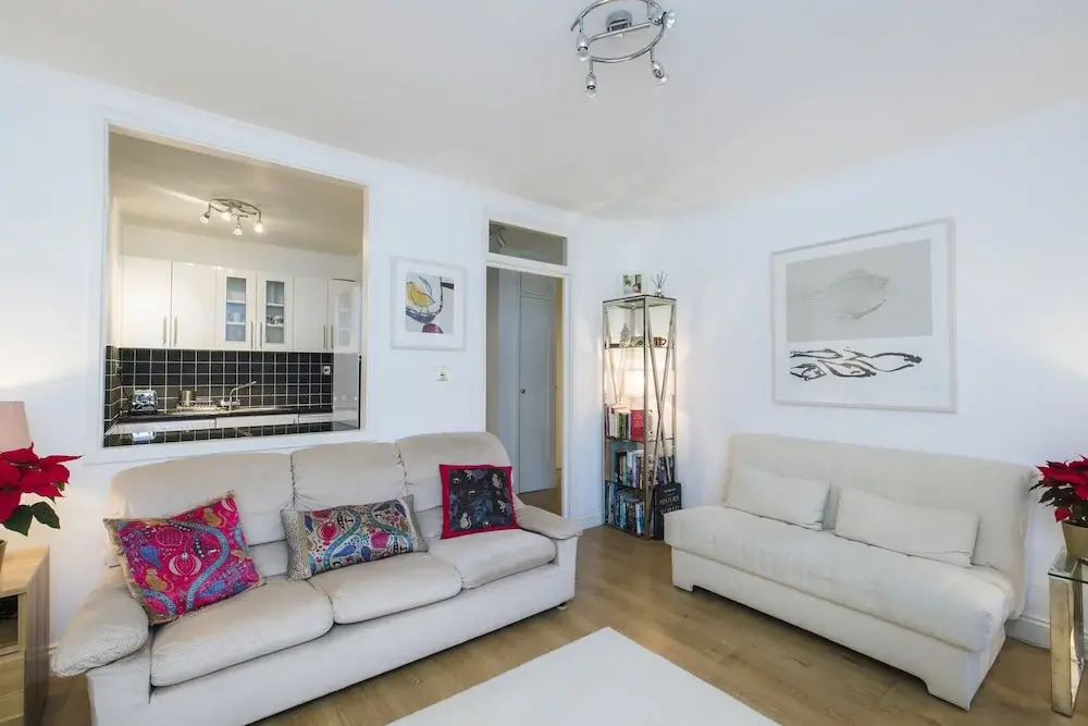 Sublime 1 bed flat with Thames view