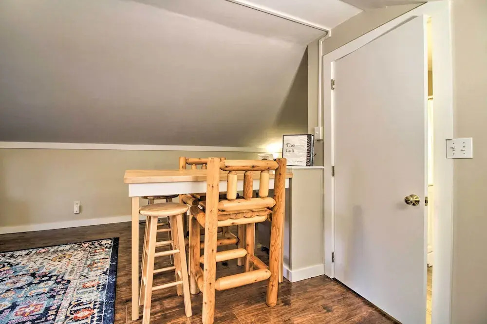 Idyllic Wallingford Retreat - Near Skiing & Hiking
