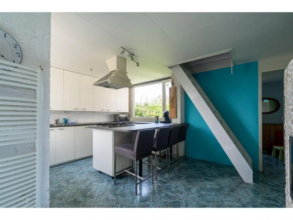 Bungalow in the child-friendly park De Klepperstee near the beach