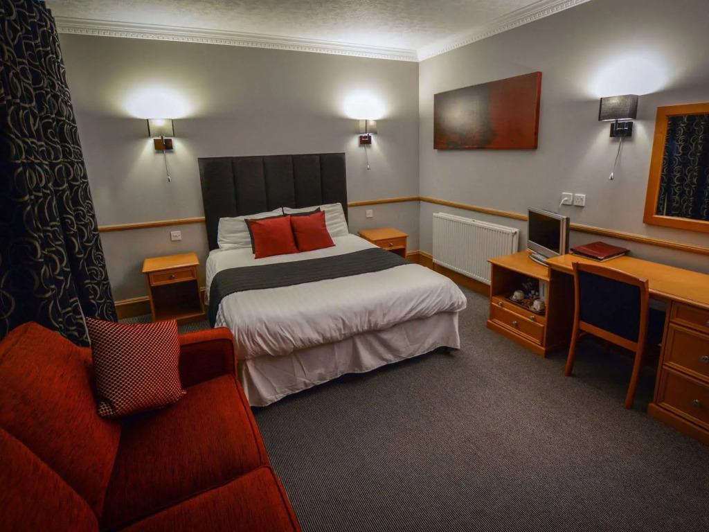 New Inn Hotel