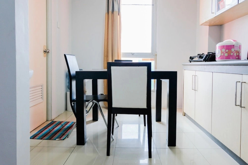 Simply And Comfy Studio Room At The Habitat Apartment