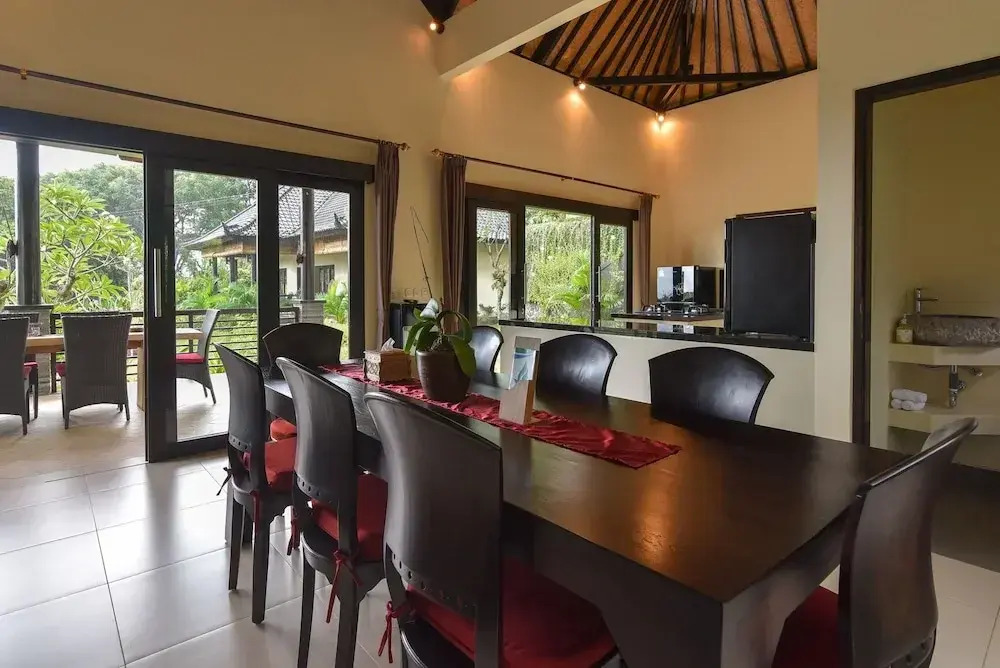 Villa Cahaya