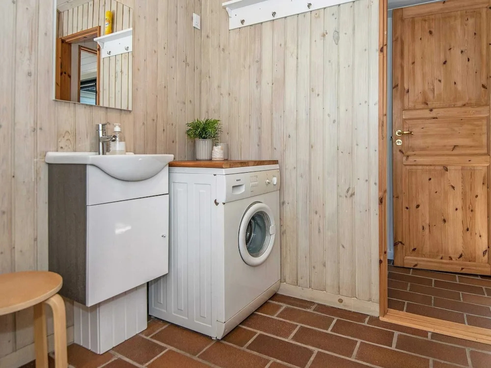 5 person holiday home in Grenaa