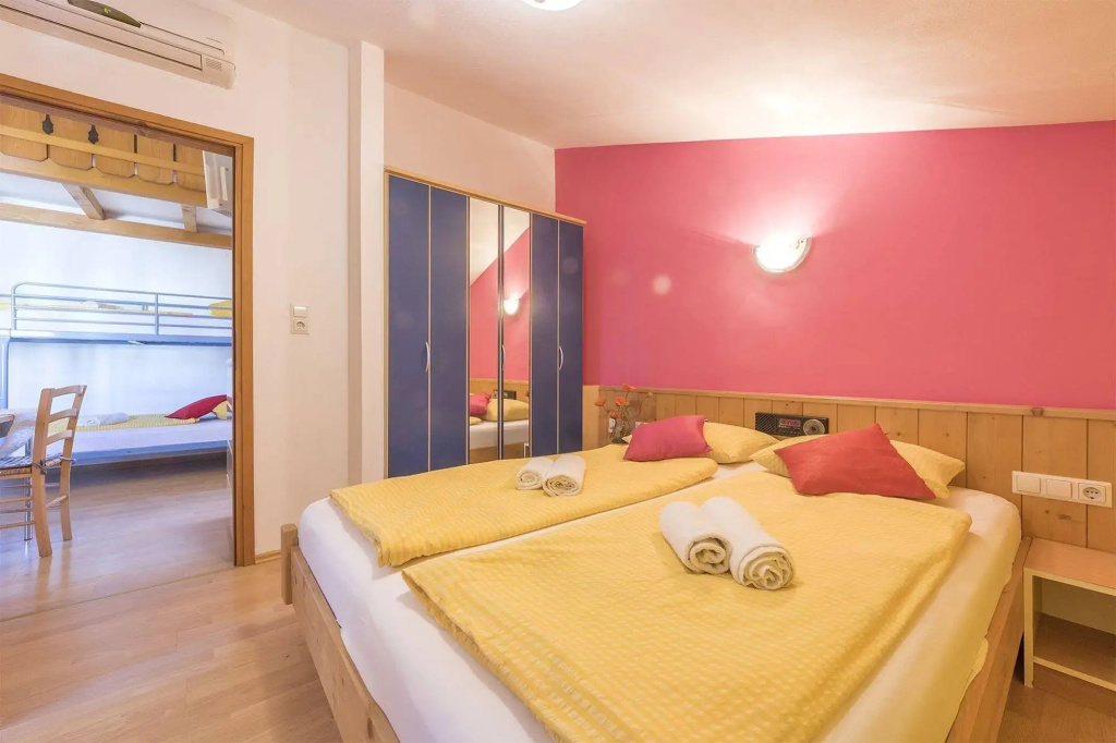 Apartments Antic