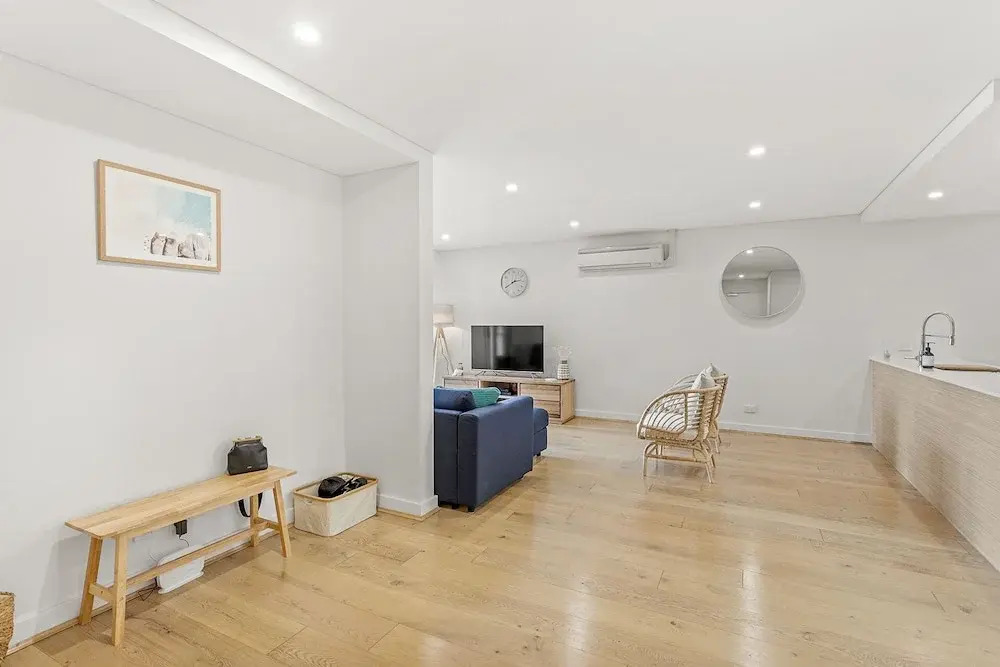 The Shoal Apartments, 108/4-8 Bullecourt Street