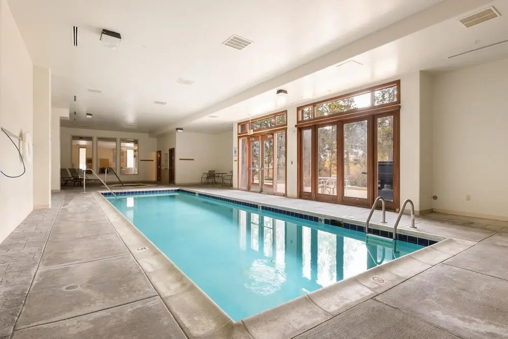 212 Oro Grande 2 Bedroom Condo by Redawning