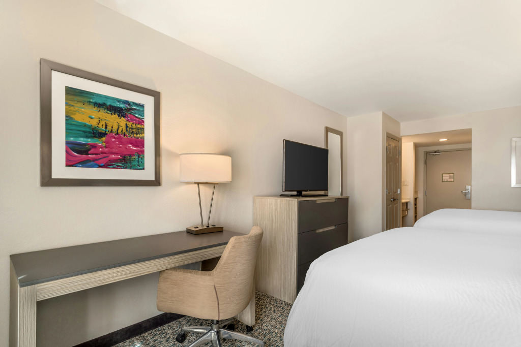 Holiday Inn Knoxville N - Merchant Drive by IHG