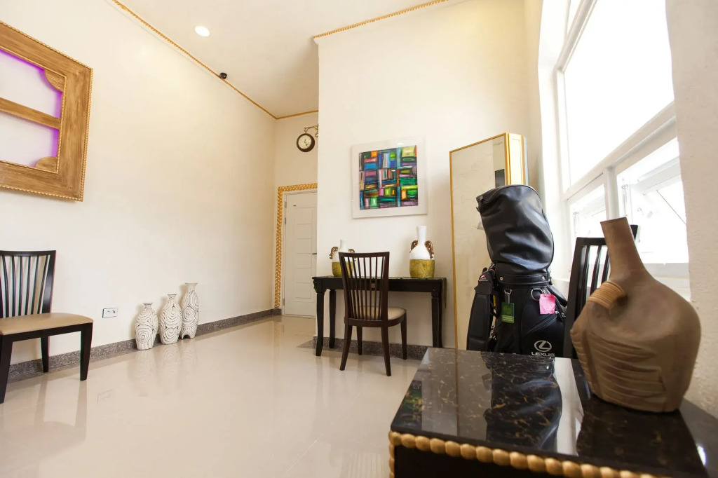 Olle Hotel