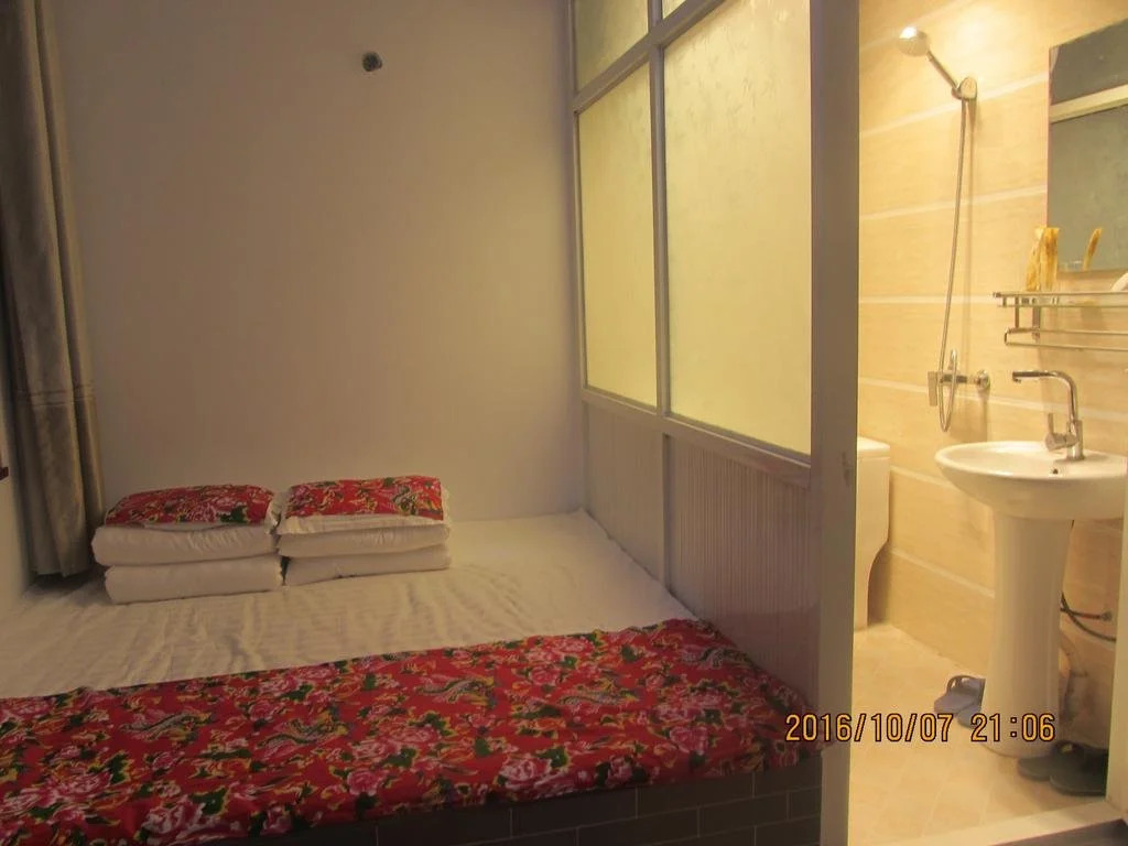 Xinwanyi Hotel