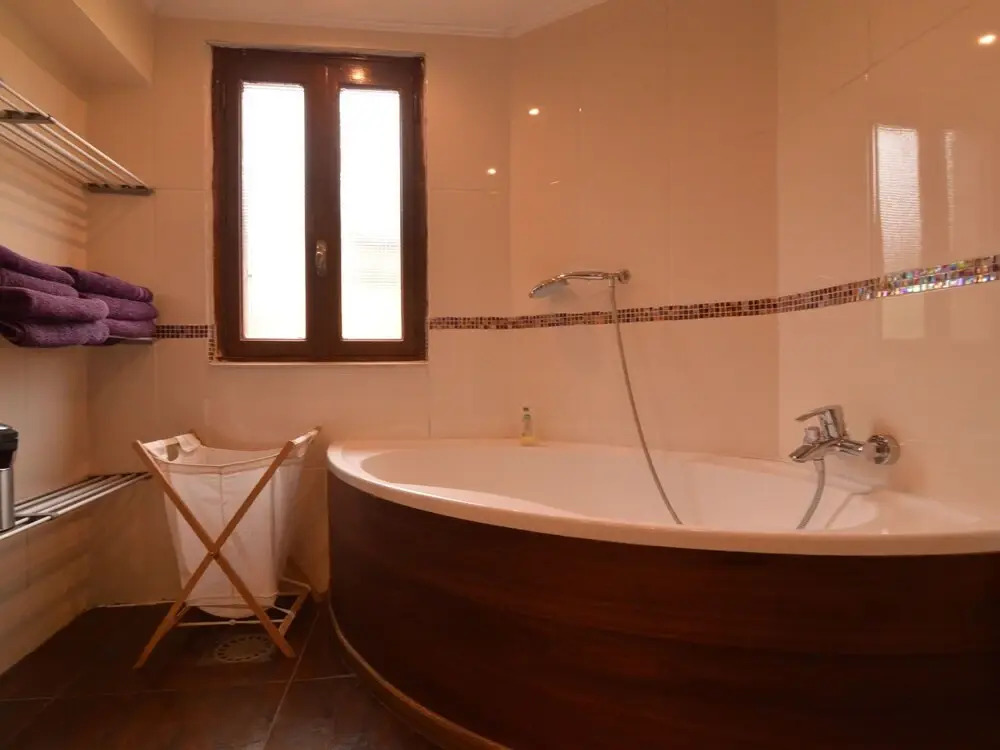 Spacious Holiday Home With Sauna in Celles-sur-plaine
