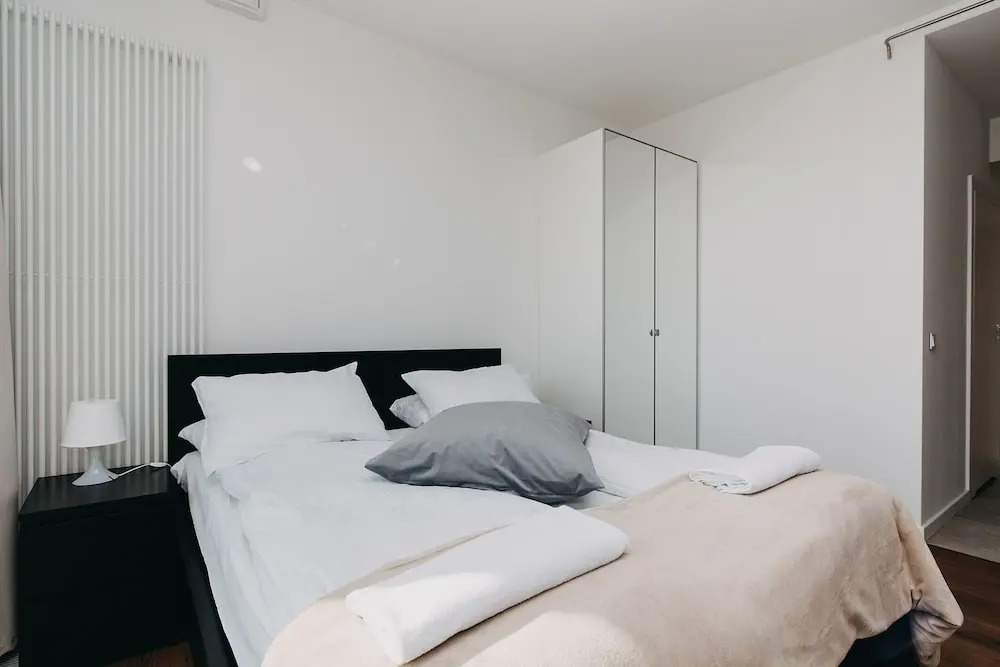 ShortStayPoland Kolejowa - B10