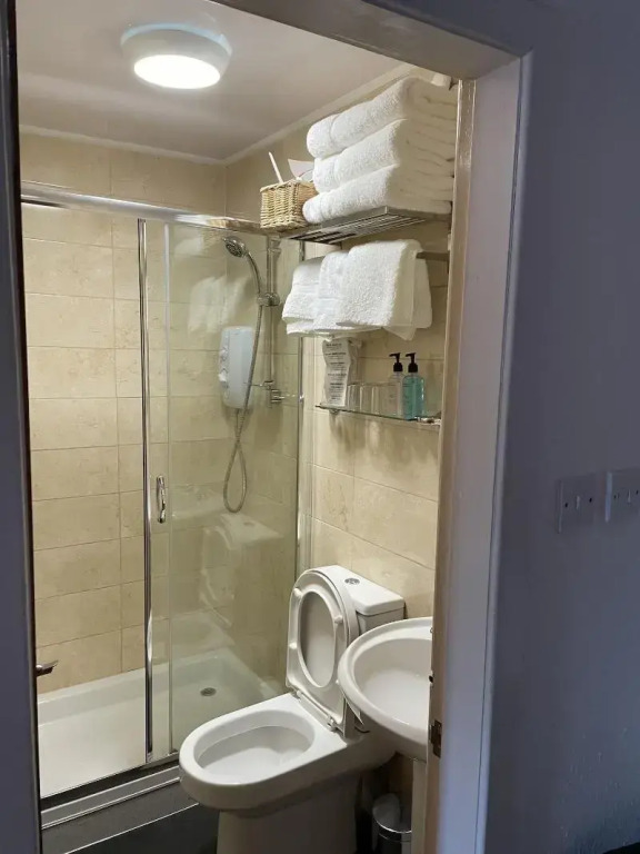 Royston Guest House Inverness