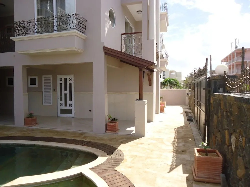 Northern Pearl Luxury Apartments
