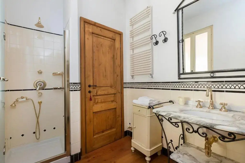 Villa Elisette by Impero House