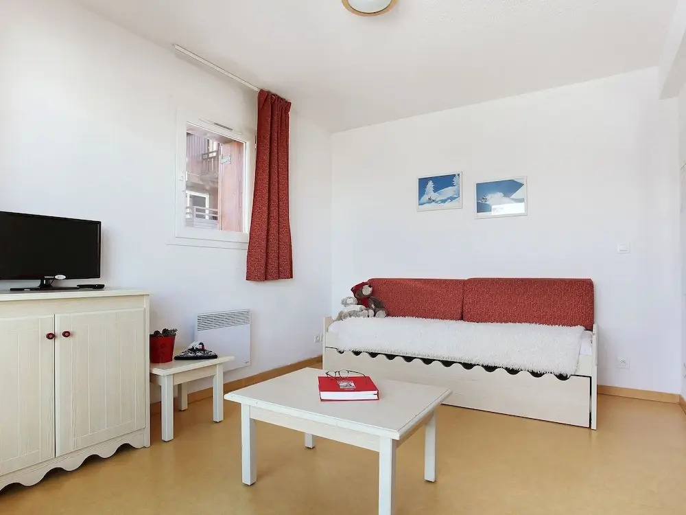 Studio in the Ecrin National Park in Charming Puy St Vincent