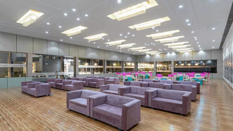 Clarks Inn Bichpuri, Agra