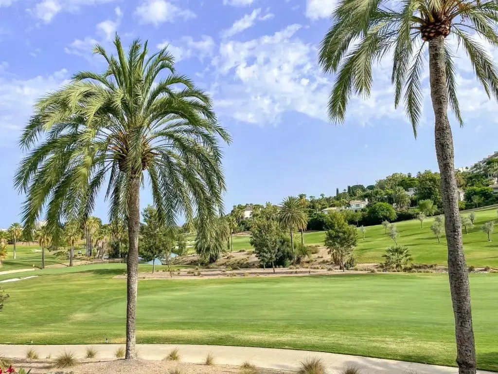 Contemporary 2BR Apt with Terrace in Nueva Andalucia 'The Golf Valley'