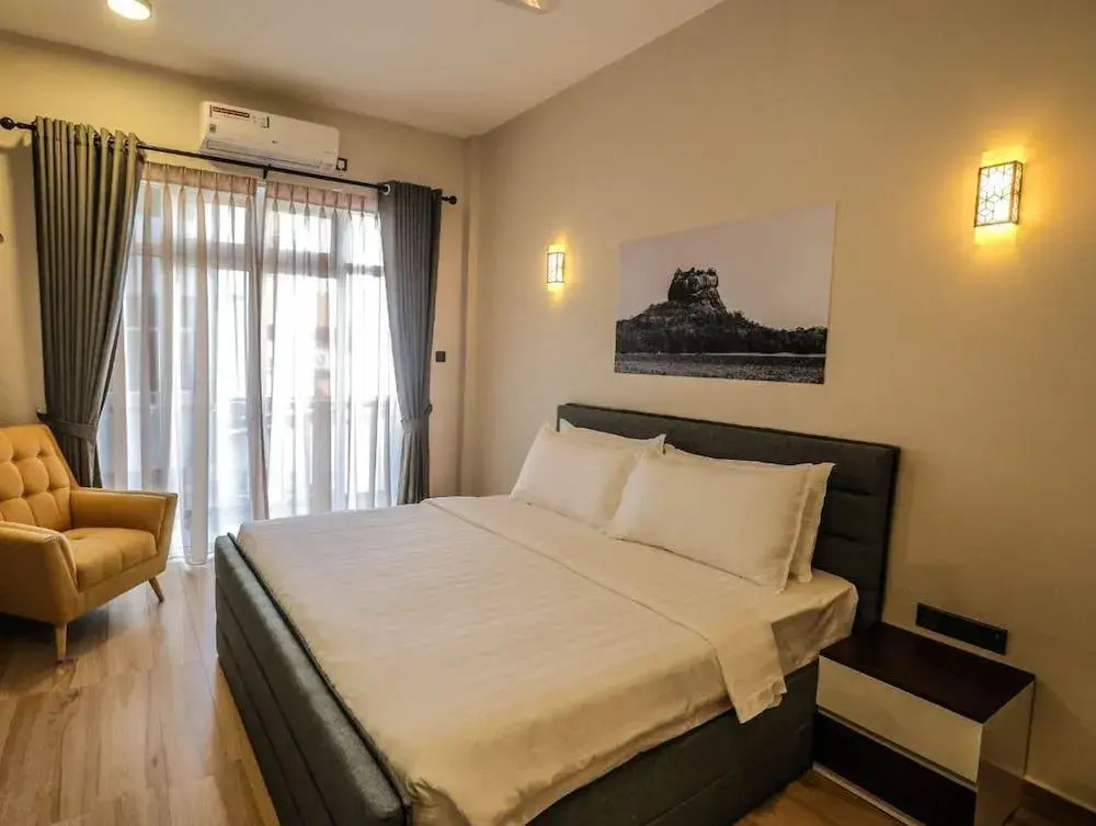 Pink Elephant Tourist Apartment Hotel