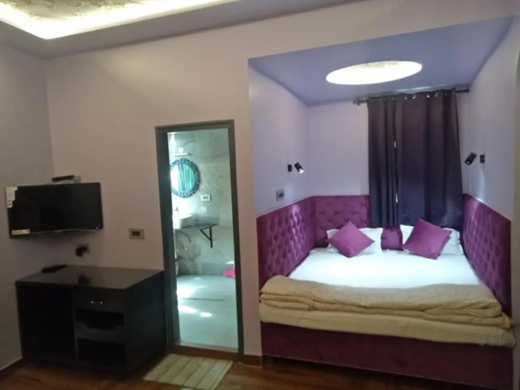 Maya Hotel & Restaurant