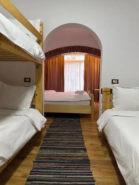 Alpeta Agrotourism & Winery - Roshnik , Berat