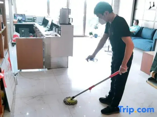 Yiwen Zhixing Fashion Hotel