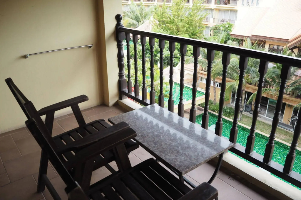 Villa Thongbura