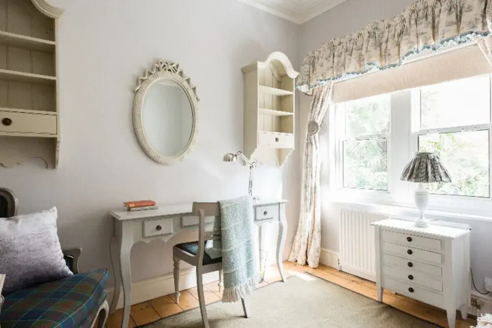 The Walton Gardens - Peaceful 2BDR with Garden