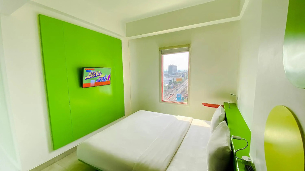 POP! Hotel Solo