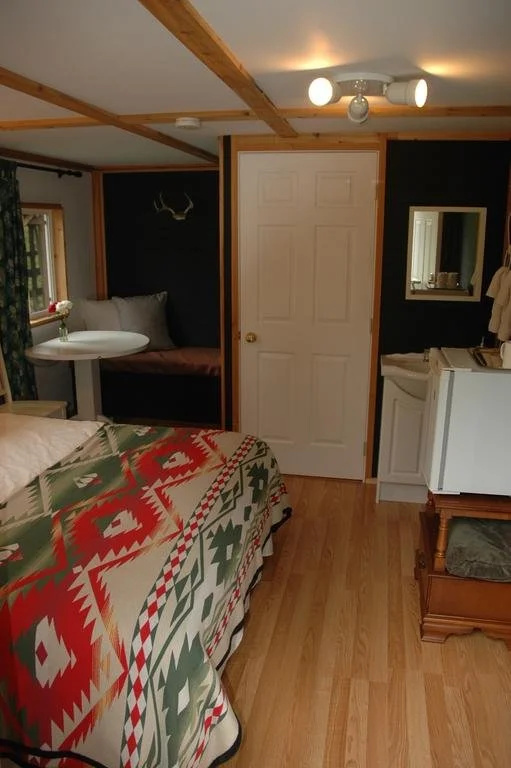 The Rusty Antler Guest Cabin