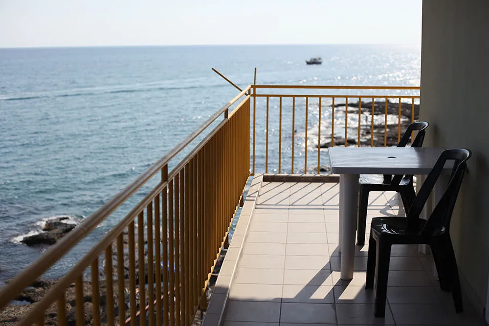 Yali Hotel