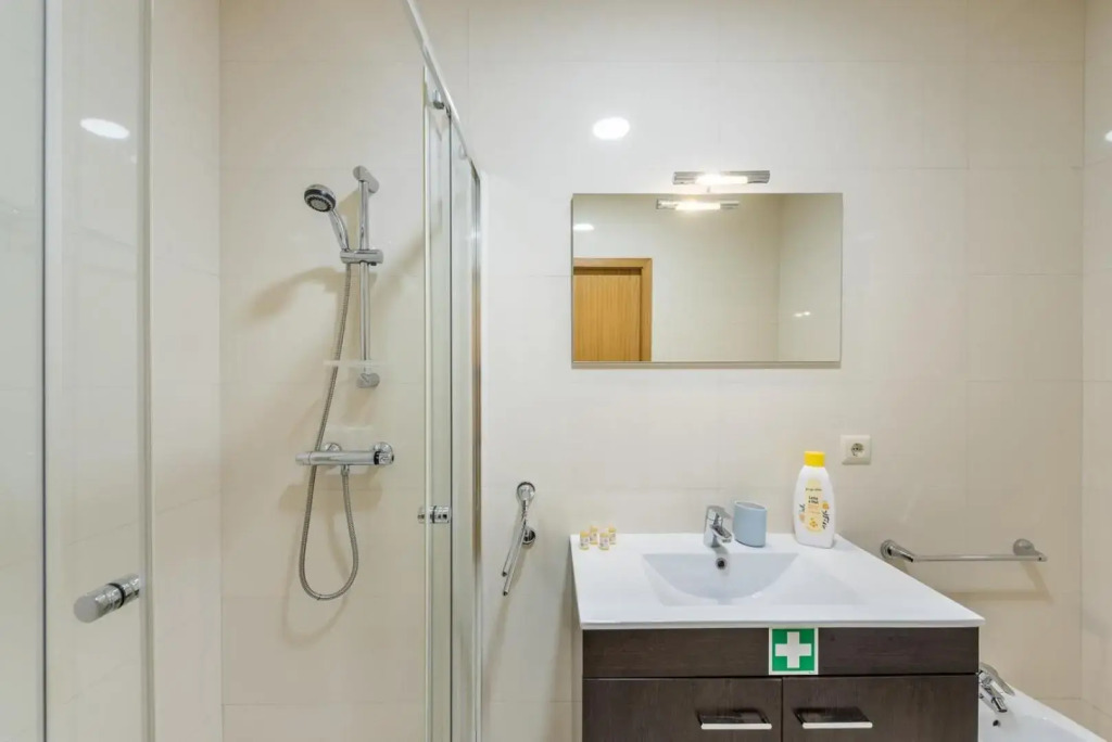 GuestReady - Ao Coliseu 2D Central studio suite