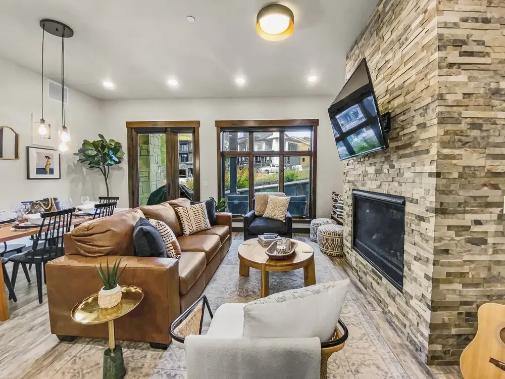 106 Blackstone Mountain Marvel! 2 Bedroom Condo by RedAwning
