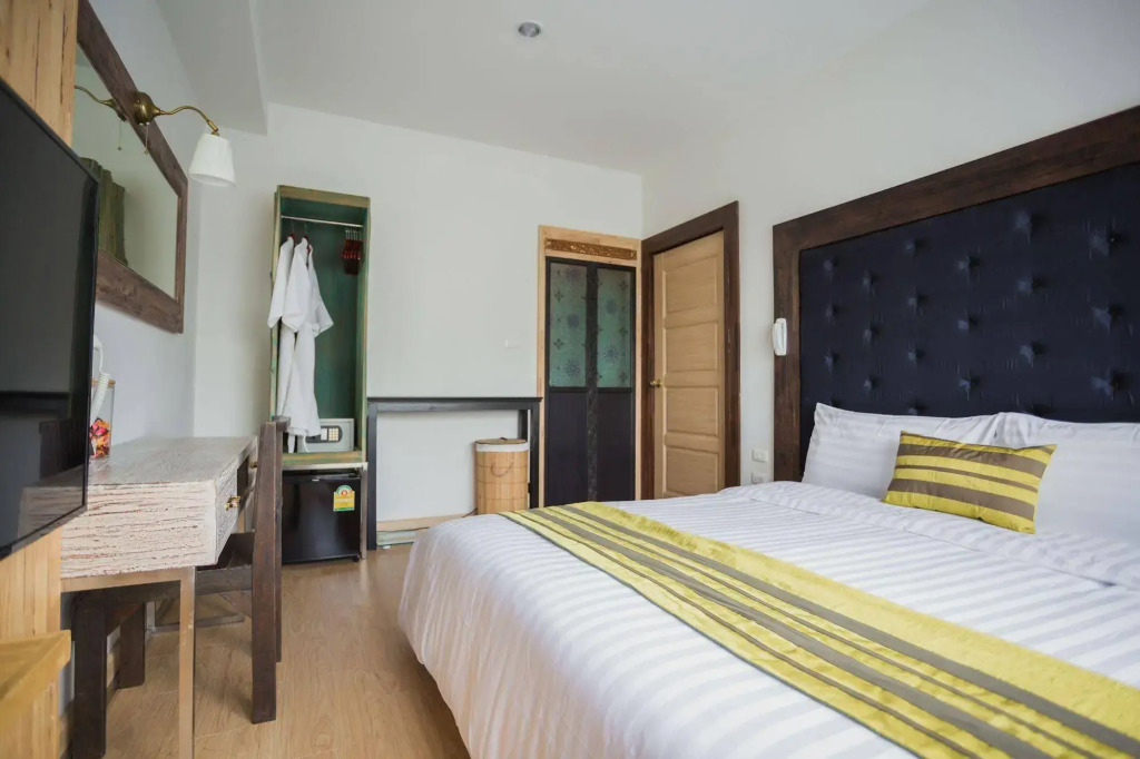 iBooking Trams Square