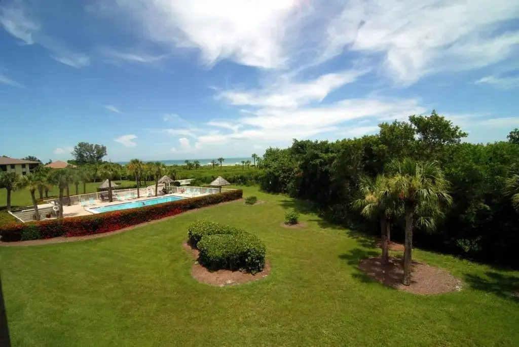 Sandpiper Beach 205